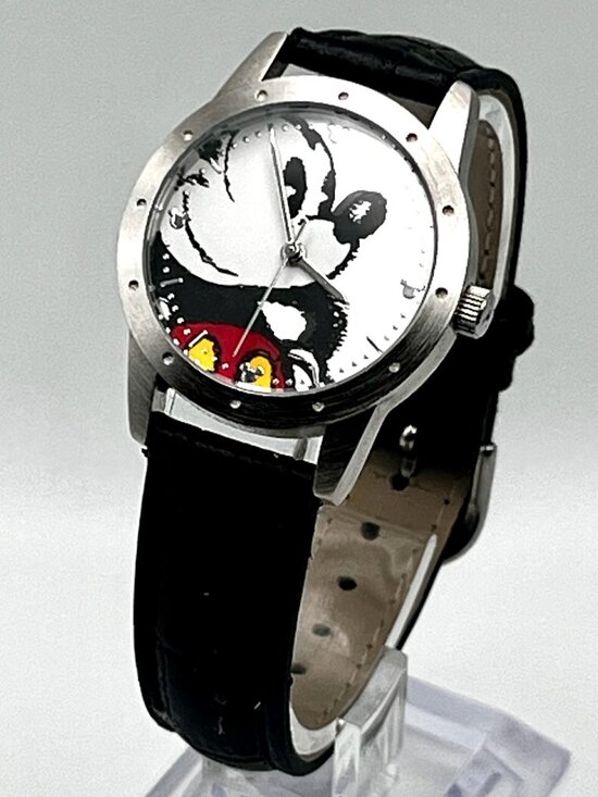 Vintage Disney Limited Release Collectable Mickey Mouse Unisex watch Working main image 7